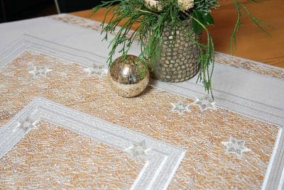 Plauener Spitze Tischdecken zu Weihnachten