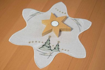 Weihnachtsdeckchen Stern aus Plauener Spitze