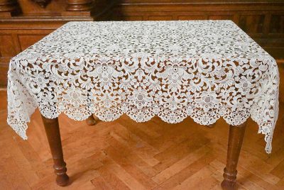 Tischdecken Spitzentischdecken aus Baumwollspitze klassische Plauener Spitze