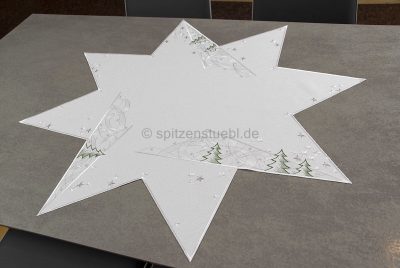 Moderne Tischdecken zu Weihnachten als Stern mit bestickten silbernen Lurexfaden aus Plauener Spitze