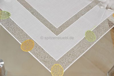 Moderne Tischdecken zu Ostern aus Plauener Spitze