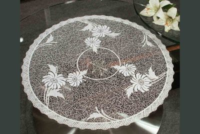 Moderne Plauener Spitze Tischdecke Antonia 60 cm rund