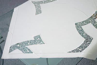 Moderne Tischdecken aus Plauener Spitze 60x60 cm