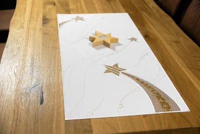 Weihnachtstischdecken und Tischläufer modern ecru aus Plauener Spitze