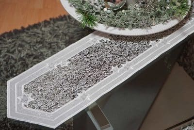 Modernes Tischband silber 20x115 cm zu Weihnachten aus Plauener Spitze