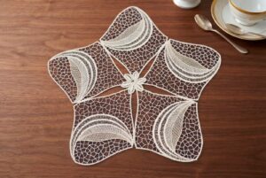 plauener spitze deckchen helene creme1